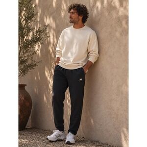 Adidas‎ Mens Black Fleece Tapered Joggers Sweatpants JN6880 Size Medium